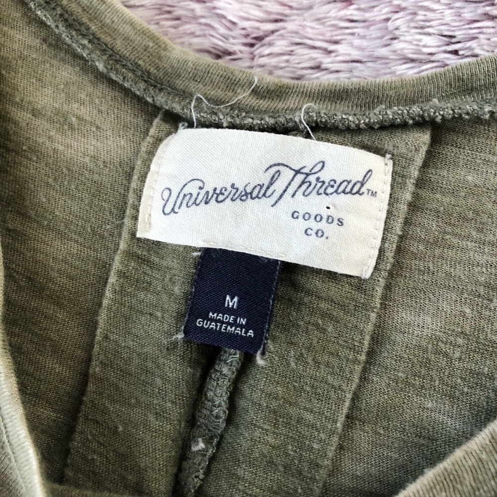 Universal Thread tank top